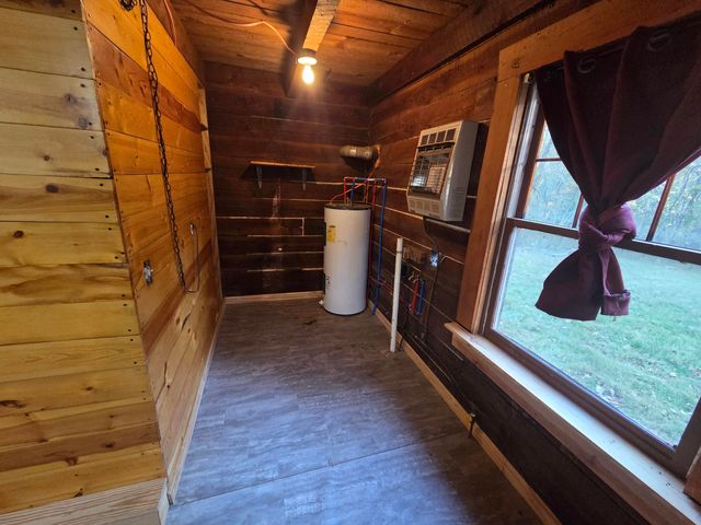 659 Rr 63 Box 659, Cabool, MO 65689