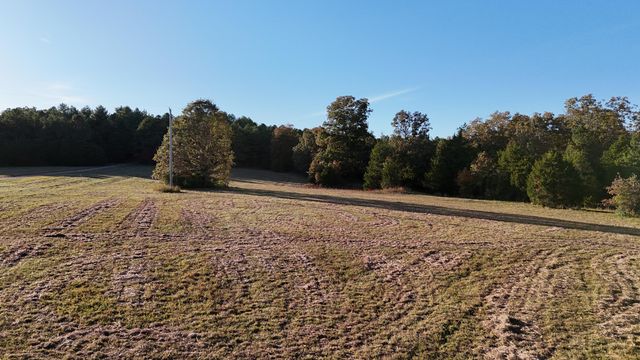 659 Rr 63 Box 659, Cabool, MO 65689