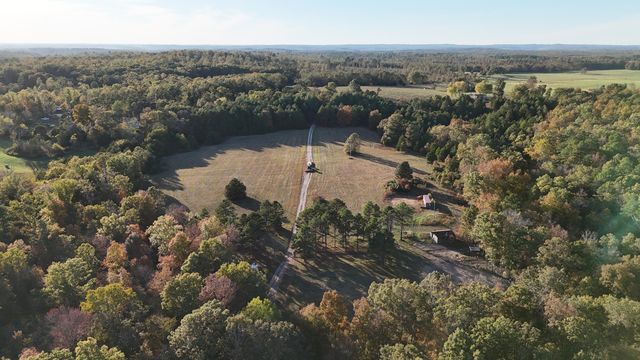 659 Rr 63 Box 659, Cabool, MO 65689