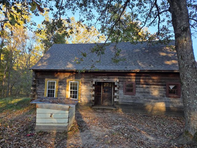 659 Rr 63 Box 659, Cabool, MO 65689