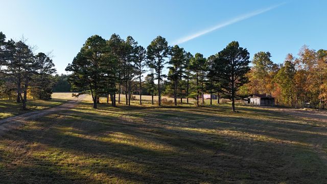 659 Rr 63 Box 659, Cabool, MO 65689