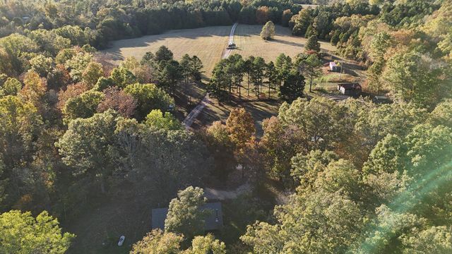 659 Rr 63 Box 659, Cabool, MO 65689