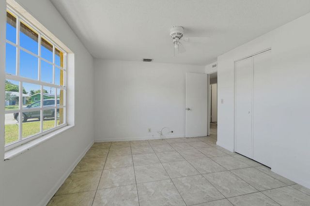1500 W 13TH Street W, Riviera Beach, FL 33404
