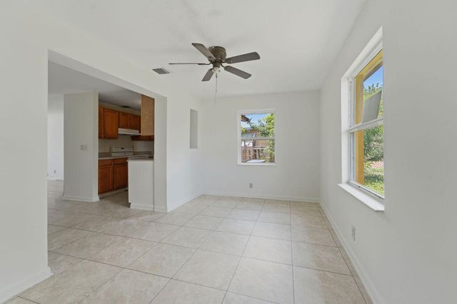 1500 W 13TH Street W, Riviera Beach, FL 33404