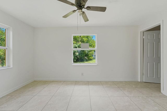 1500 W 13TH Street W, Riviera Beach, FL 33404