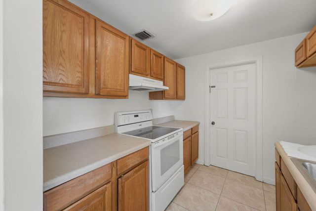 1500 W 13TH Street W, Riviera Beach, FL 33404