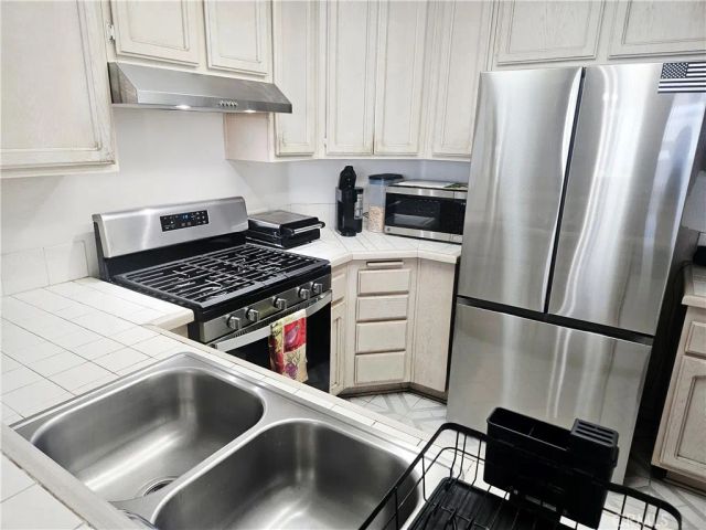 12864 Sycamore Village Dr., Norwalk, CA 90650