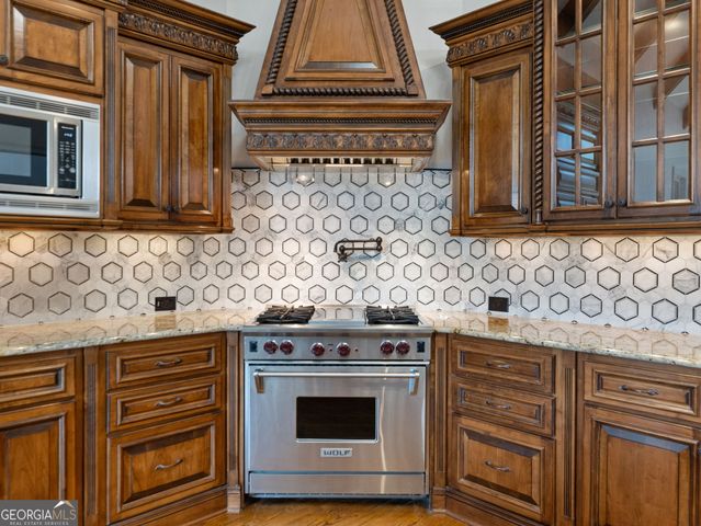 2279 Weeping Oak Drive, Braselton, GA 30517