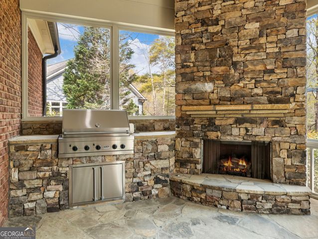 2279 Weeping Oak Drive, Braselton, GA 30517