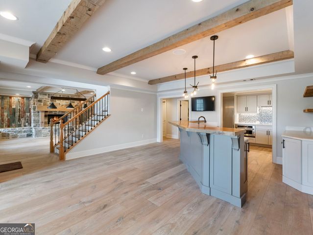 2279 Weeping Oak Drive, Braselton, GA 30517