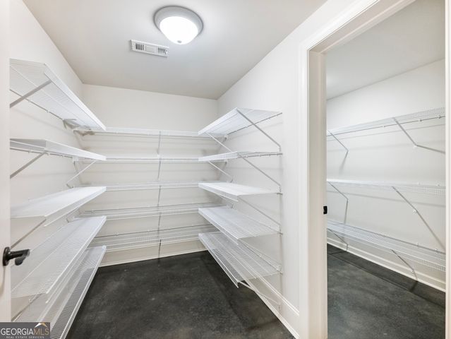 2279 Weeping Oak Drive, Braselton, GA 30517