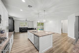 7321 N 123RD Drive, Glendale, AZ 85307
