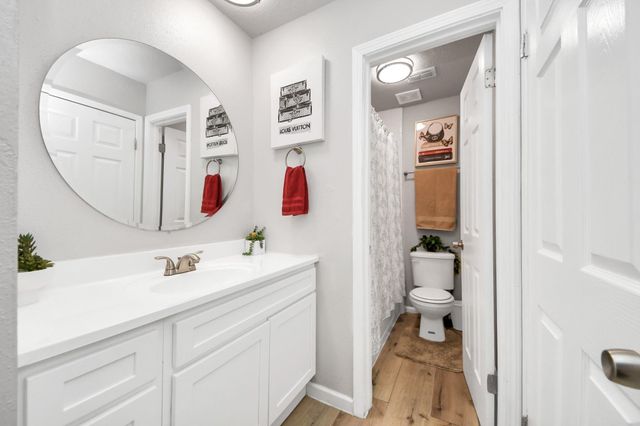 5825 Village Forest Court, Houston, TX 77092