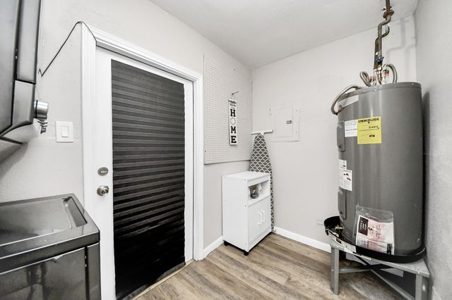 5825 Village Forest Court, Houston, TX 77092