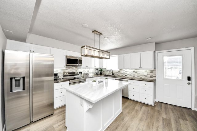 5825 Village Forest Court, Houston, TX 77092