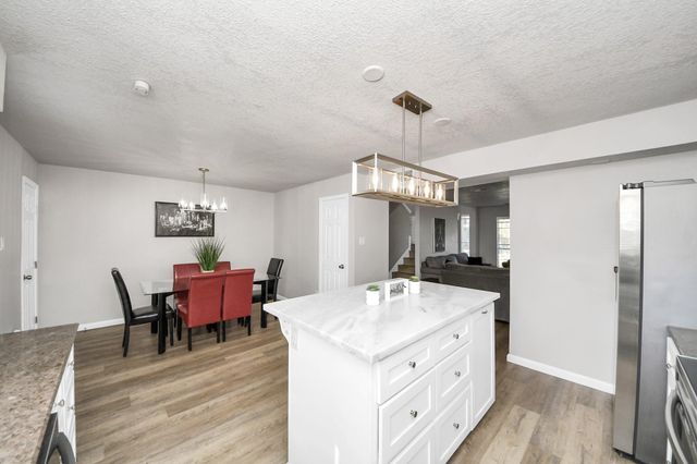 5825 Village Forest Court, Houston, TX 77092