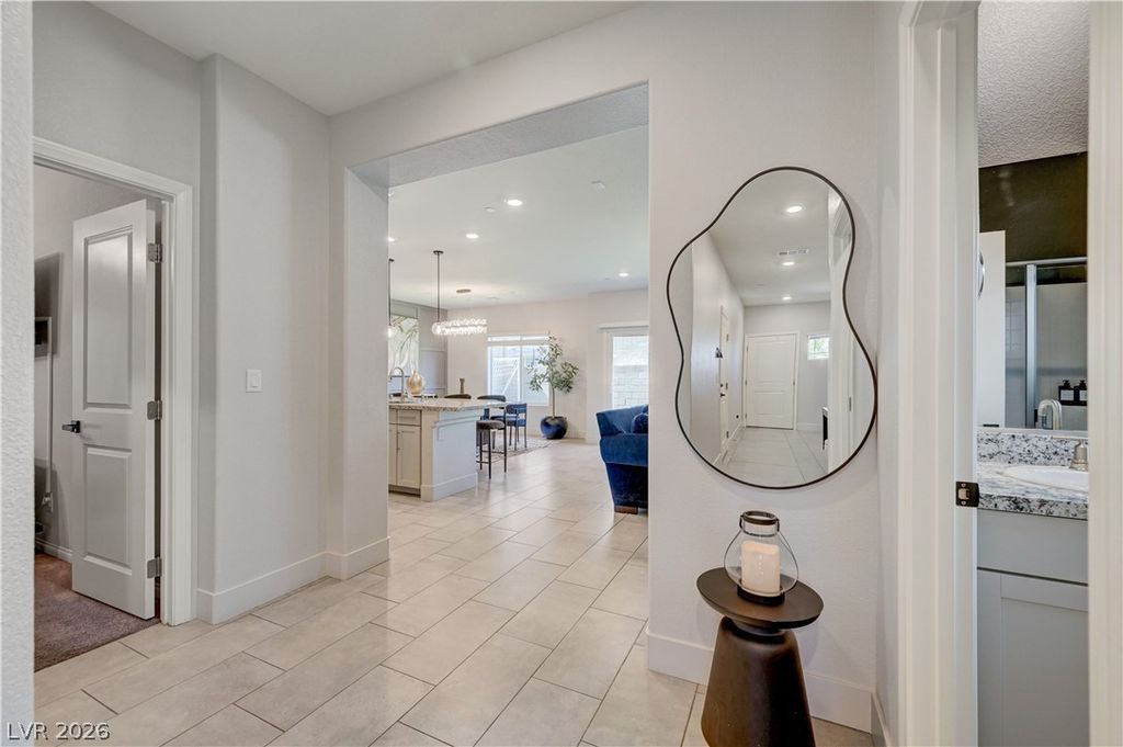 10760 Hickam Avenue, Las Vegas, NV 89129 — photo 3