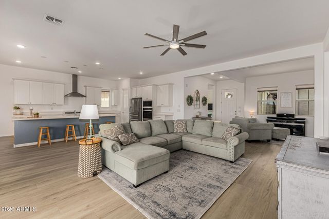 44512 N 44TH Drive, New River, AZ 85087