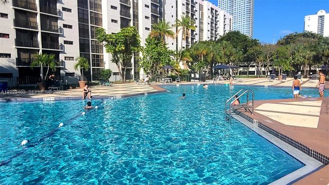 17011 N Bay Rd 107, Sunny Isles Beach, FL 33160