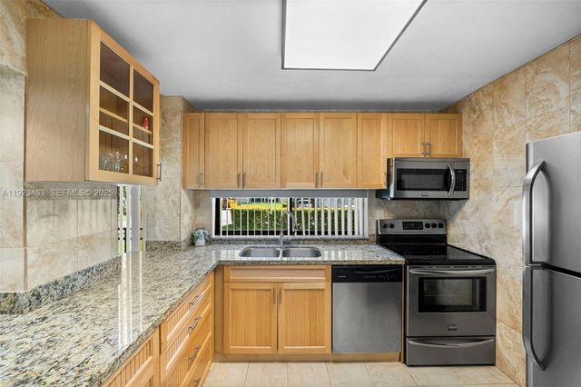 17011 N Bay Rd 107, Sunny Isles Beach, FL 33160