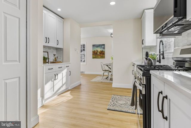 234 LOWELL AVE, Mount Ephraim, NJ 08059