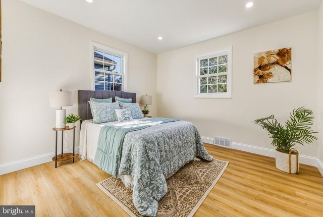 234 LOWELL AVE, Mount Ephraim, NJ 08059