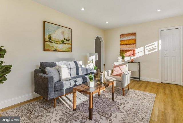 234 LOWELL AVE, Mount Ephraim, NJ 08059