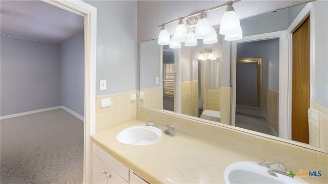 1902 Halbert, Killeen, TX 76541