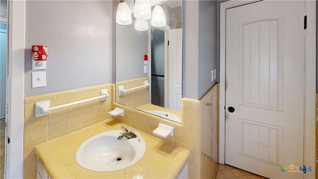 1902 Halbert, Killeen, TX 76541