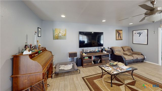 1902 Halbert, Killeen, TX 76541