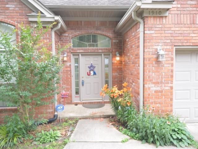 1910 Cherry Bend, Little Rock, AR 72211