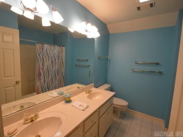1910 Cherry Bend, Little Rock, AR 72211