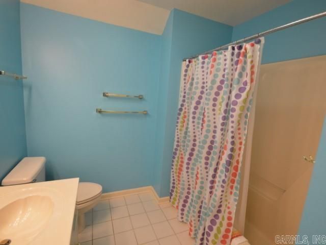 1910 Cherry Bend, Little Rock, AR 72211