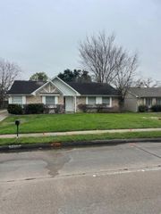 8907 S Dairy Ashford Road, Houston, TX 77099