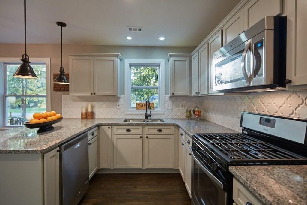 3787 Glenwood Road, Decatur, GA 30032