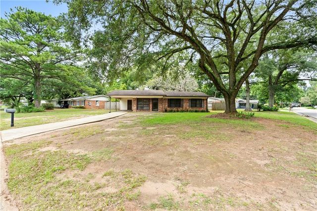 4242 Marmora Drive, Mobile, AL 36609