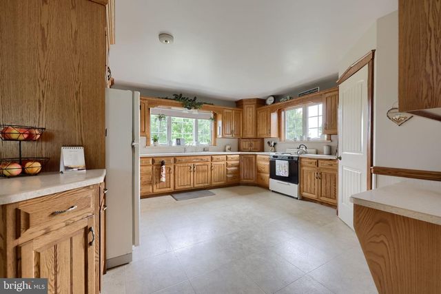 235 HAITI RD, Quarryville, PA 17566