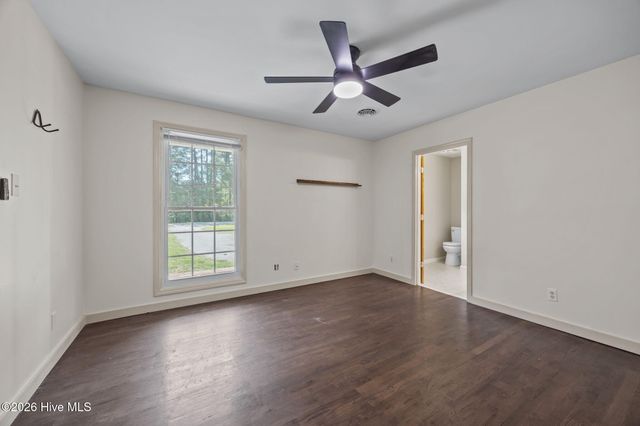 611 Hubert Boulevard, Hubert, NC 28539