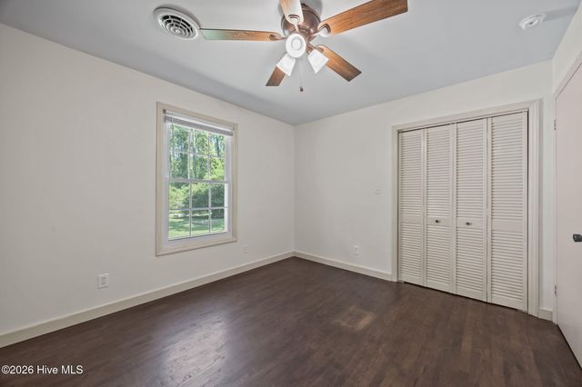 611 Hubert Boulevard, Hubert, NC 28539