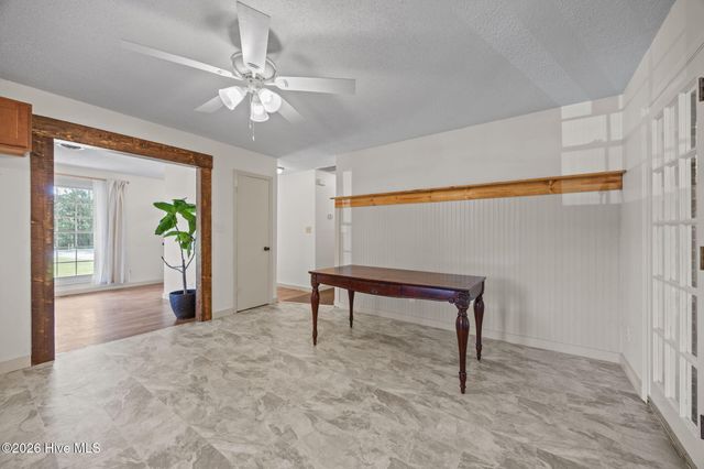 611 Hubert Boulevard, Hubert, NC 28539