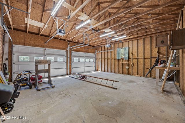 611 Hubert Boulevard, Hubert, NC 28539