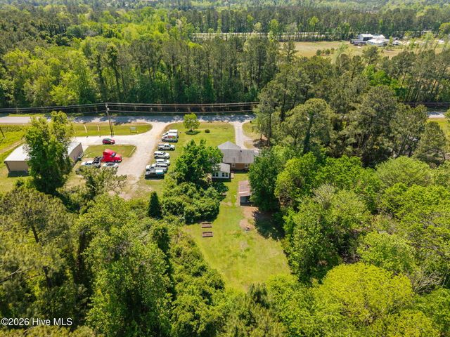 611 Hubert Boulevard, Hubert, NC 28539