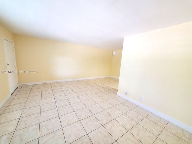 251 SW 132nd Way 208H, Pembroke Pines, FL 33027