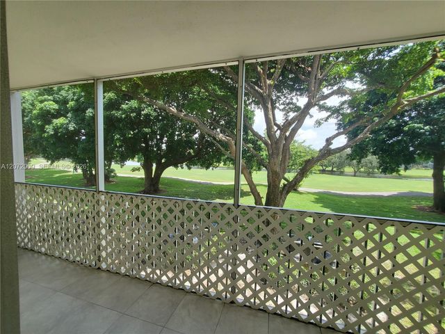 251 SW 132nd Way 208H, Pembroke Pines, FL 33027