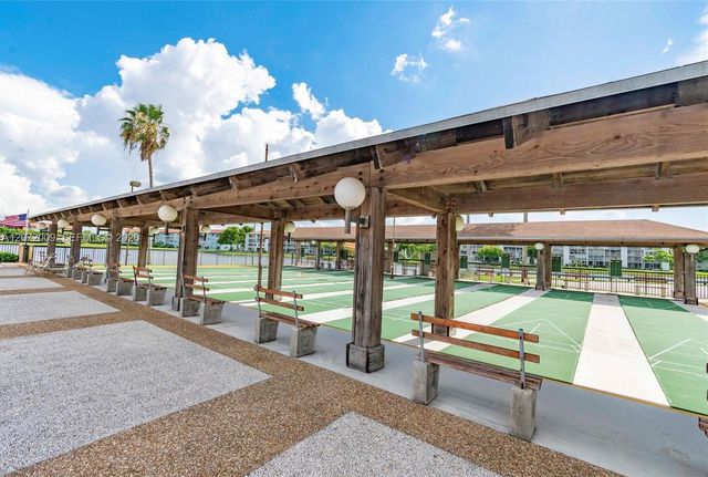 251 SW 132nd Way 208H, Pembroke Pines, FL 33027