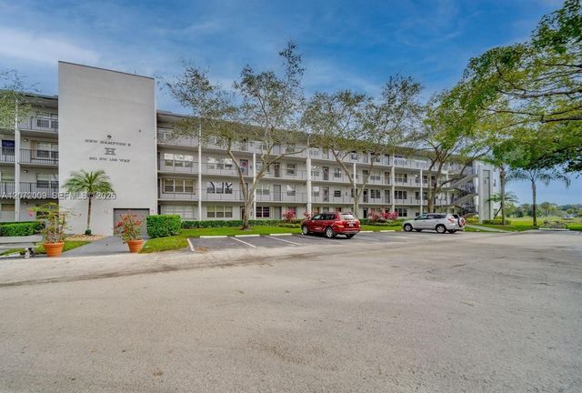 251 SW 132nd Way 208H, Pembroke Pines, FL 33027