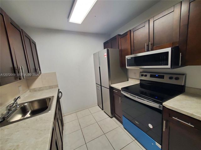 251 SW 132nd Way 208H, Pembroke Pines, FL 33027