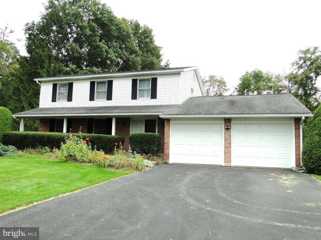 8 CLOVER LN, QUAKERTOWN, PA 18951 — photo 2