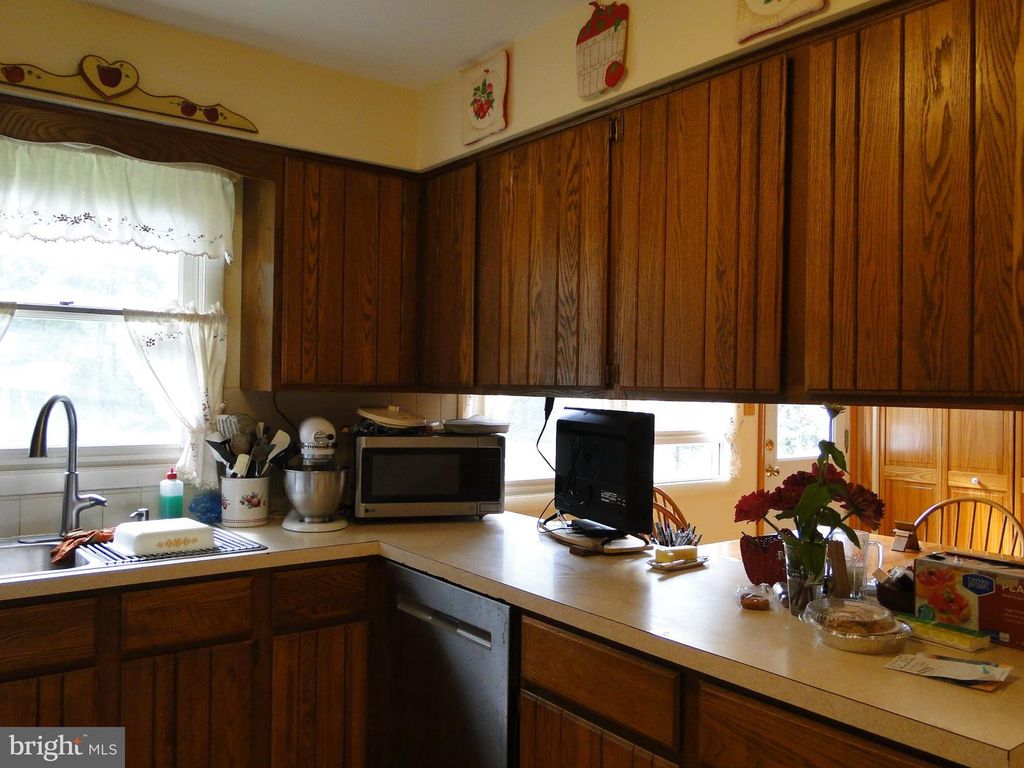 8 CLOVER LN, QUAKERTOWN, PA 18951 — photo 5