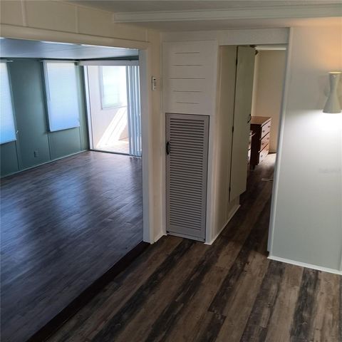 810 49TH AVENUE, Bradenton, FL 34207